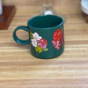 2018 Starbucks + ban.dō Green and Red Floral Ceramic Mug